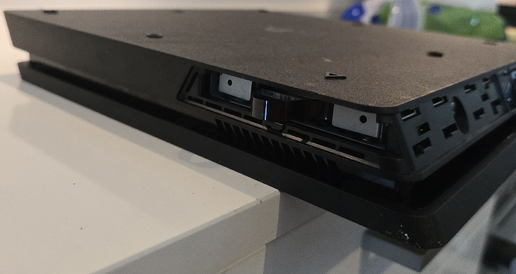 Sony Console: Ps4 Slim – Usato da Chur venduto da mig_rsw7 2