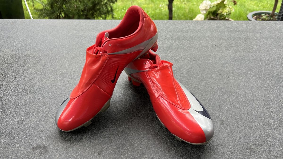 Nike Scarpe da uomo: Nike Mercurial 2009 Gr. 44 – Nuovo e nell'imballaggio originale da Lengnau BE venduto da CeRi17 2