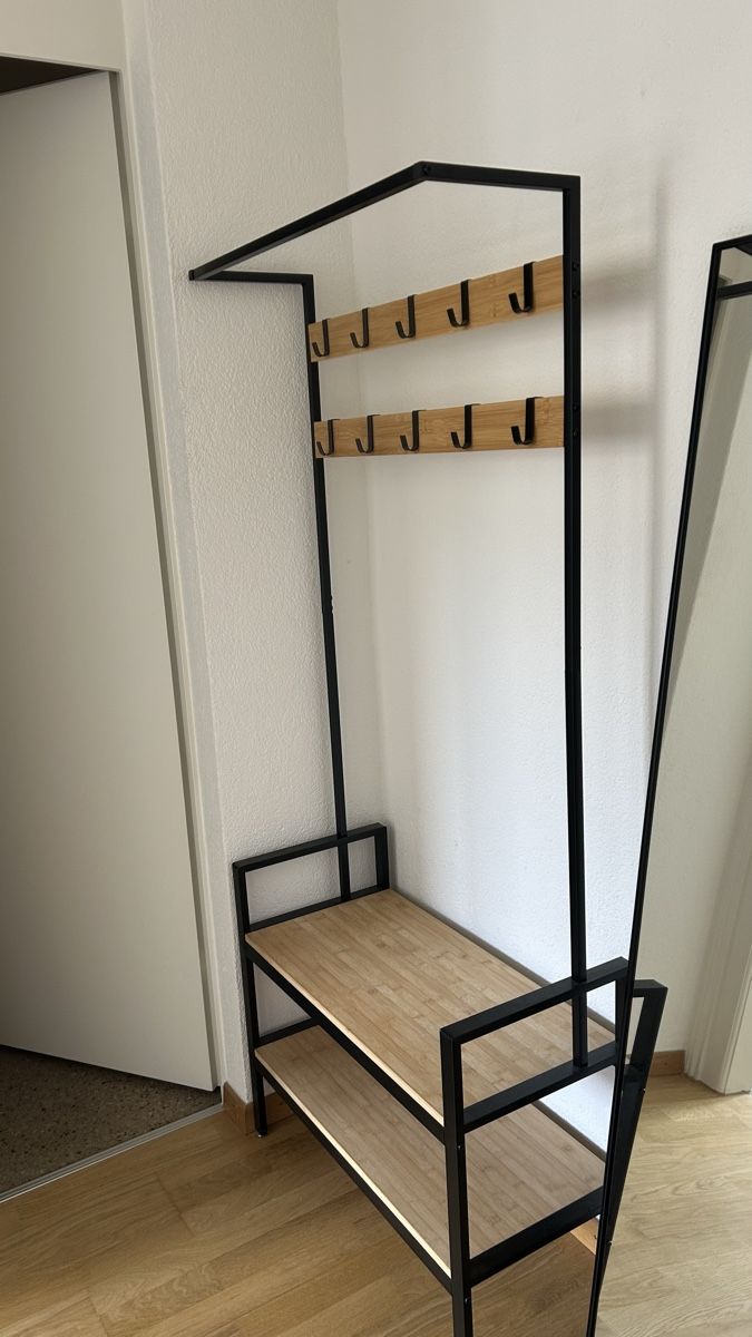 Garderobe: Garderobe – Gebraucht aus Biel/Bienne von sop_sl7f