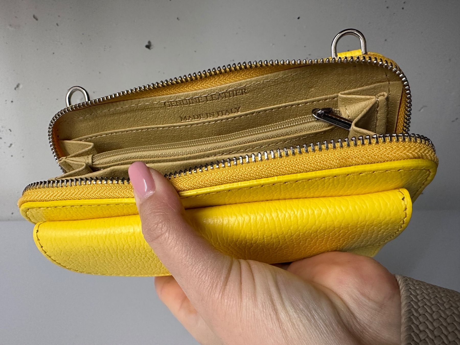 Borse da donna: Handytasche Gelb – Nuovo e nell'imballaggio originale da Bülach venduto da leide_29 2