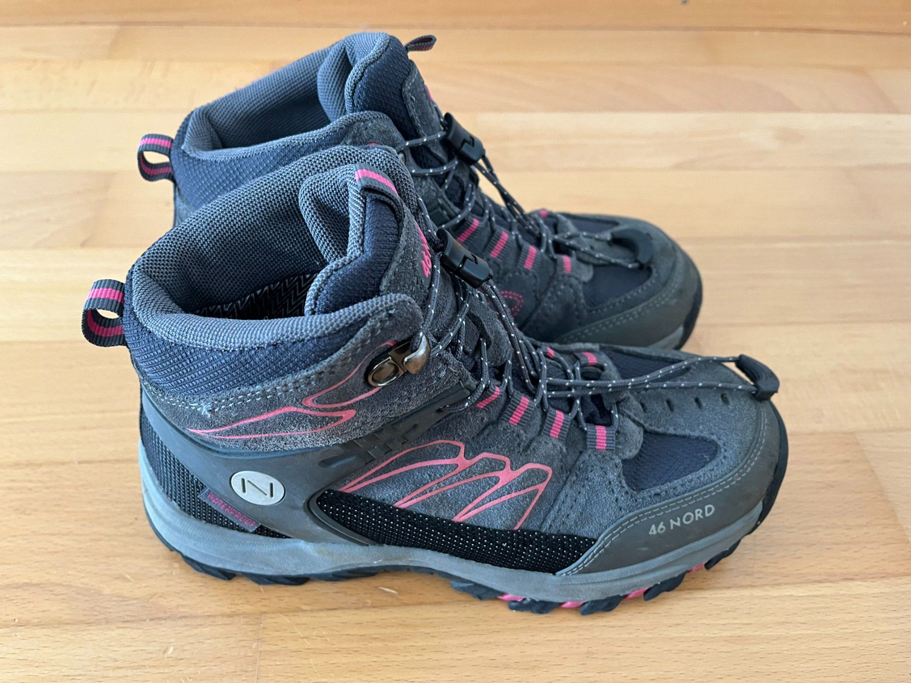 46 Nord Schuhe für Mädchen: 46 Nord Wanderschuhe - Grösse 35 – Gebraucht aus Muttenz von Juvenile33