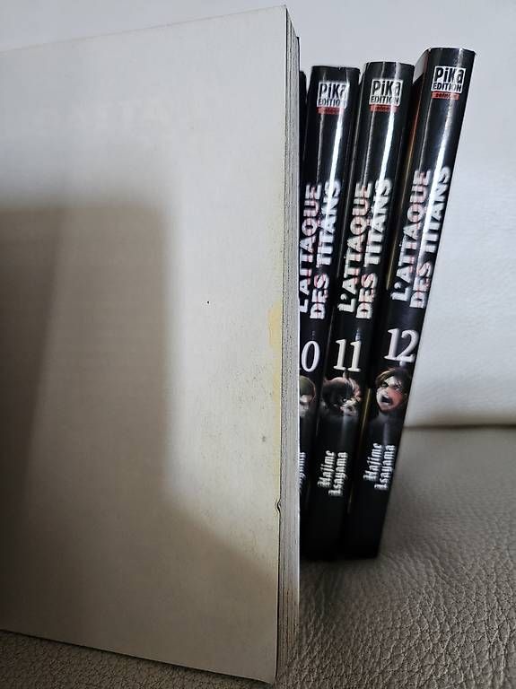 Comics: Attaque des titans 12 tomes – Gebraucht aus Les Acacias von minnie6 3