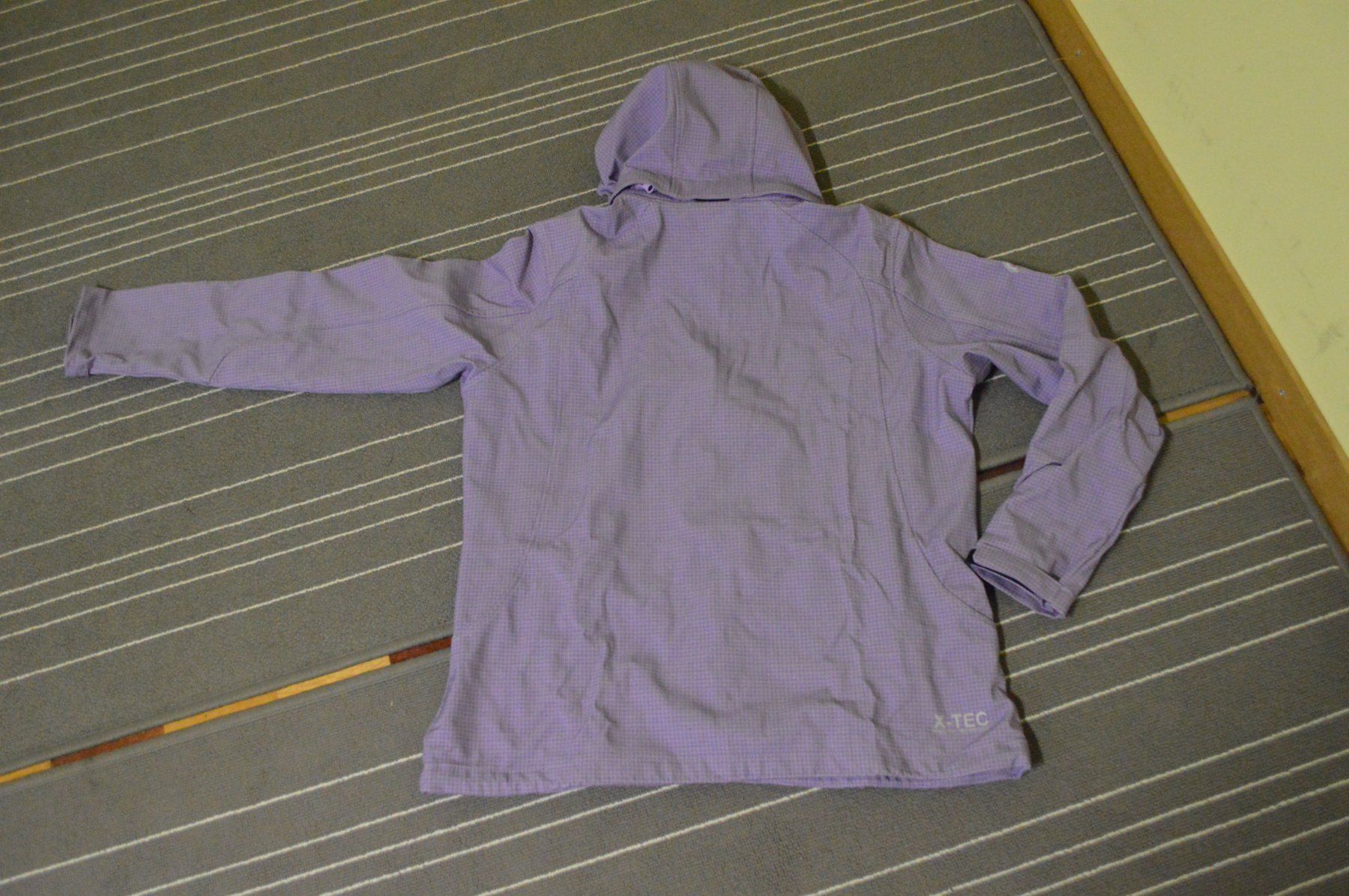 Jacken: Veste Softshell Violette Jacke 44 //Envoi / Versand OK – Gebraucht aus Les Breuleux von malice_13 3