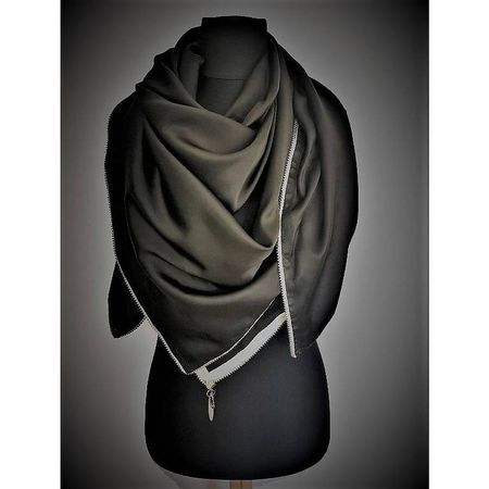Einmalige Chance! Sale nur hier! Seidenfoulard mit Zipper