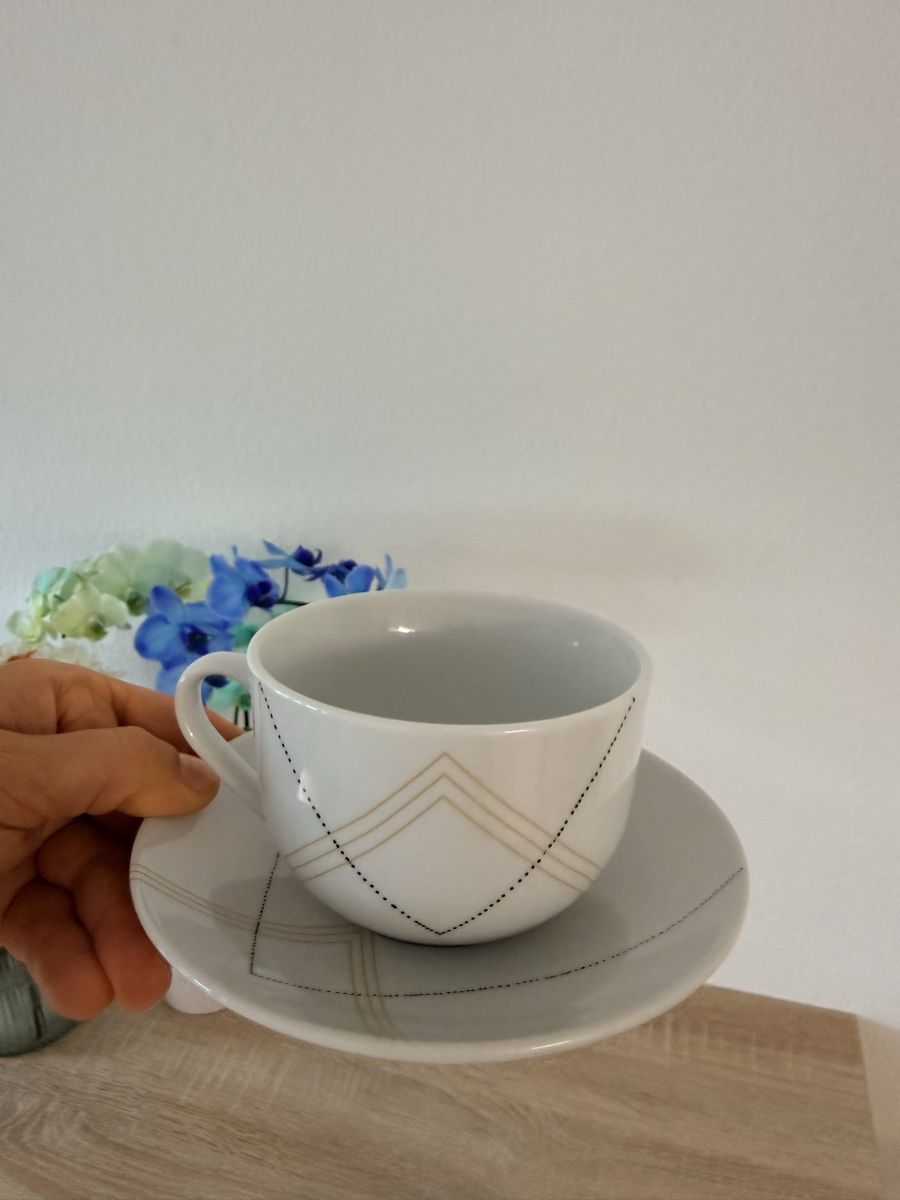 Tazze: 6 Kaffeetassen mit Untertassen – Usato da Rorschacherberg venduto da pol_2pw7 1