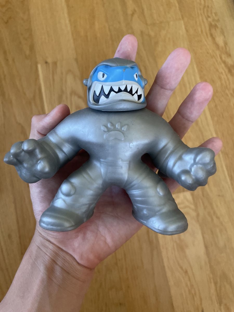 Giocattoli: Figurine Goo Jit Zu Silverback, le gorille extensible – Usato da Genolier venduto da Tom0712 2