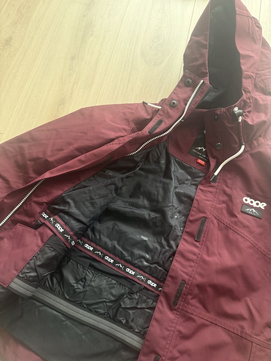Dope Jacken: Dope Skijacke Damen – Gebraucht aus Geroldswil von beam_06 2
