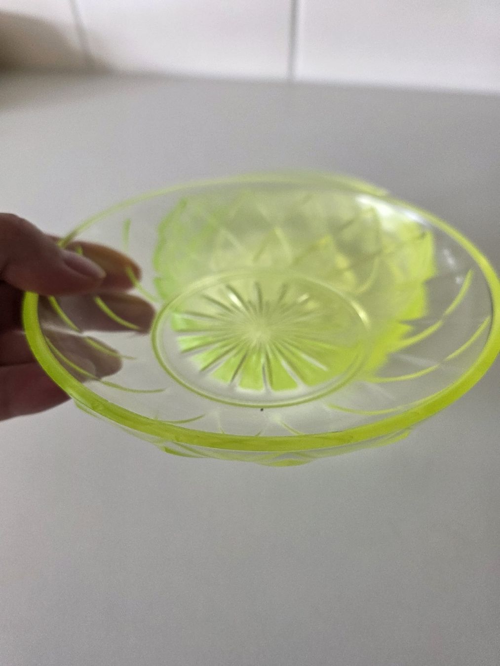 Ciotole: Vintage Uraniumglas Schälchen / Dessertschalen – Usato da Basel venduto da soomer 1