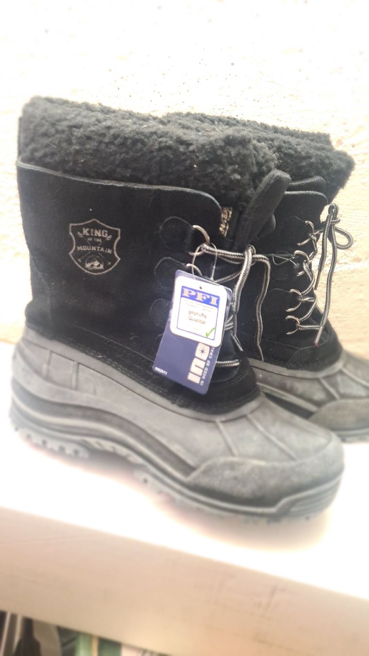 Herrenschuhe: Winterschuhe – Neu (gemäss Beschreibung) aus Wetzikon ZH von Bmwcabriolet 2