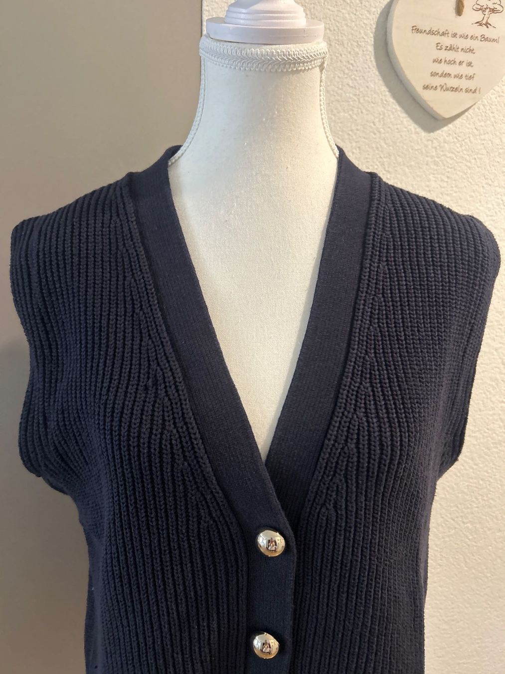 H&M Gilet & Giacche senza maniche: Strickweste Damen schwarz von H&M Gr. M – Nuovo (secondo la descrizione) da Brunnen venduto da Nala2929 2