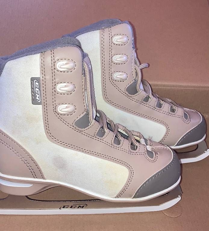 Pattini da ghiaccio: Schlittschuhe CCM Grösse 36/37 – Usato da Paspels venduto da giu_vt7p