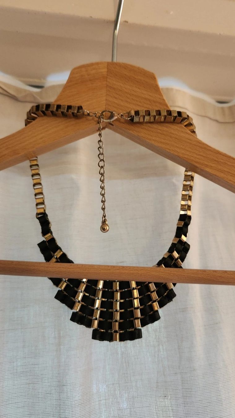 Ketten: Statement-Kette Gold/Schwarz – Gebraucht aus Zürich von syl_bhd2 2