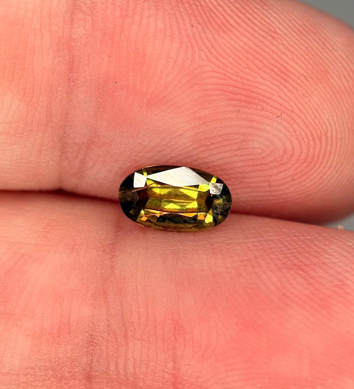 Pietre preziose: Ab 1 Fr. - 0.59 ct Titanit/Sphen Edelstein unbehandelt RAR – Nuovo (secondo la descrizione) da Mauren venduto da LieGems