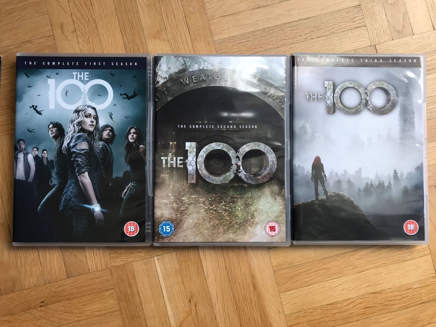 Tutti i DVDs: The 100 - The Complete Seasons 1-3 - DVD – Usato da Zürich venduto da Malcom 1