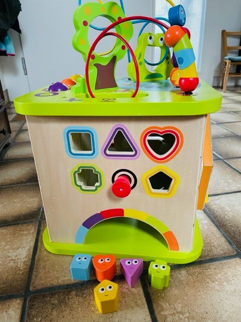  Foto zu Motorikwürfel gross von Hape "Klenie Tierchen" (Gebraucht) in für CHF 