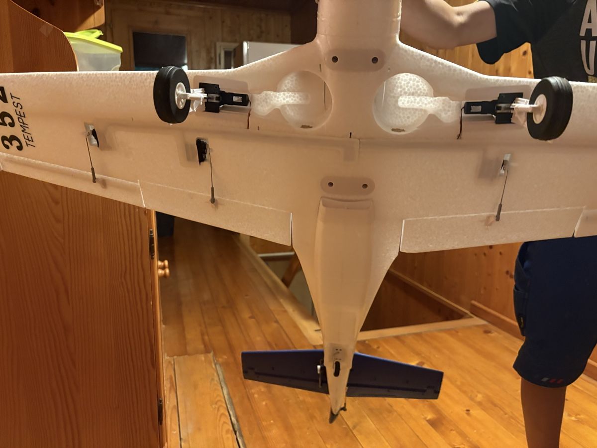 FMS Modellismo RC: rc flugzeug blue thunder – Nuovo (secondo la descrizione) da Ried (Frutigen) venduto da sosonsa 2