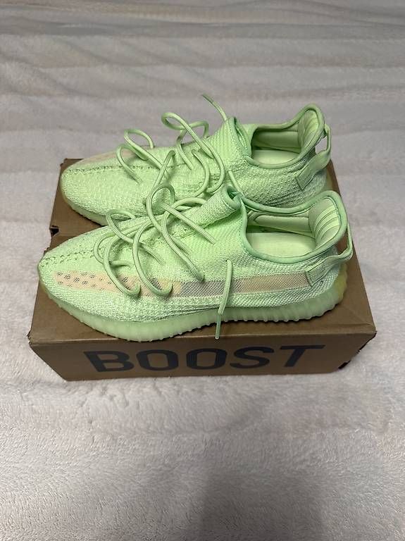 Scarpe da uomo: Yeezy Boost 350 / grün – Usato da Biel/Bienne venduto da http.tanja 2