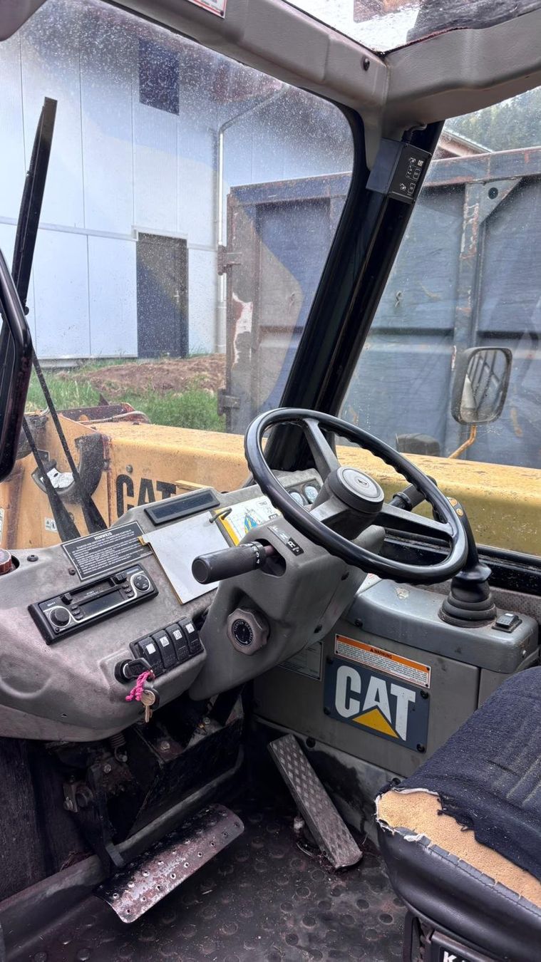 Caterpillar Chargeur de ferme: Teleskoplader Cat TH62 – D'occasion à Sumiswald par adidas092 5