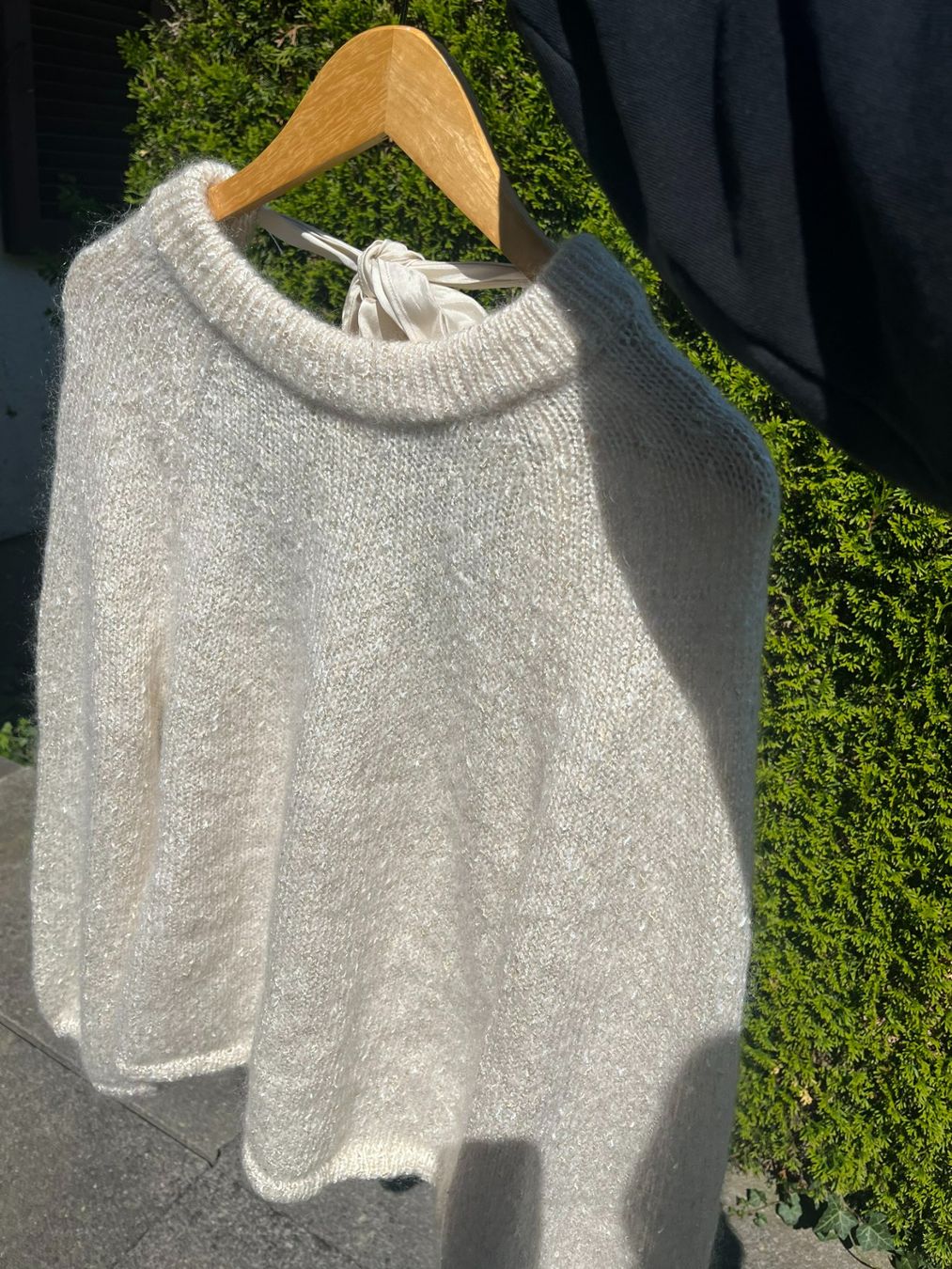 Arket Maglioni & Felpe: Wunderschöner Strickpullover mit Schleife, ivory, Gr. M/38 – Usato da Zürich venduto da Sakura888 1