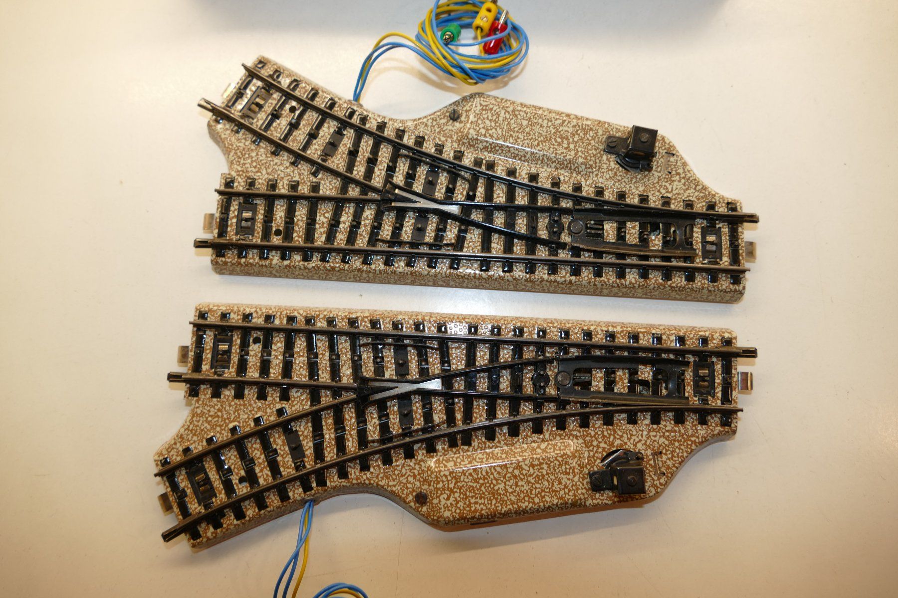 Märklin Modellini di ferrovie: Märklin H0: M-Gleis Weichenpaar Einheit 3 – Usato da Niederhasli venduto da rail-duerst 2