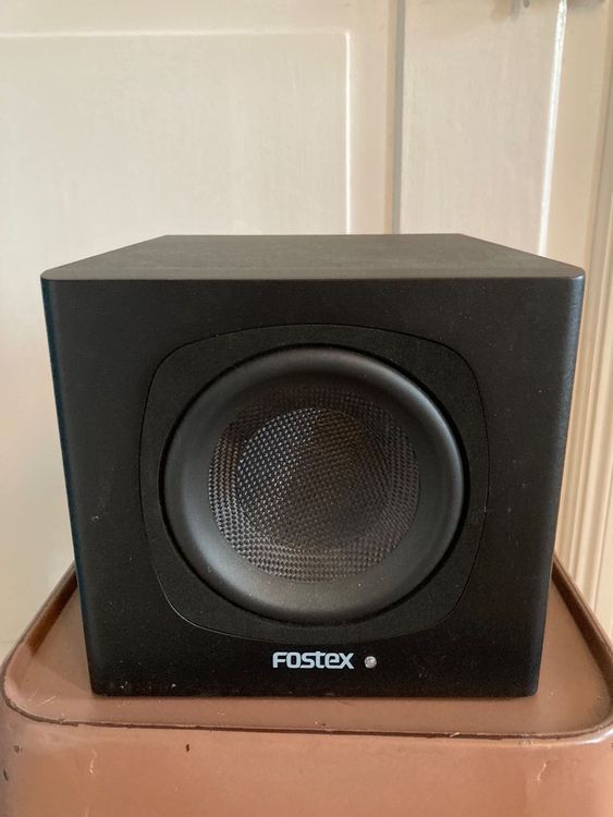 s Fostex PM-SUBmini2 Active Subwoofer Powered Subwoofer