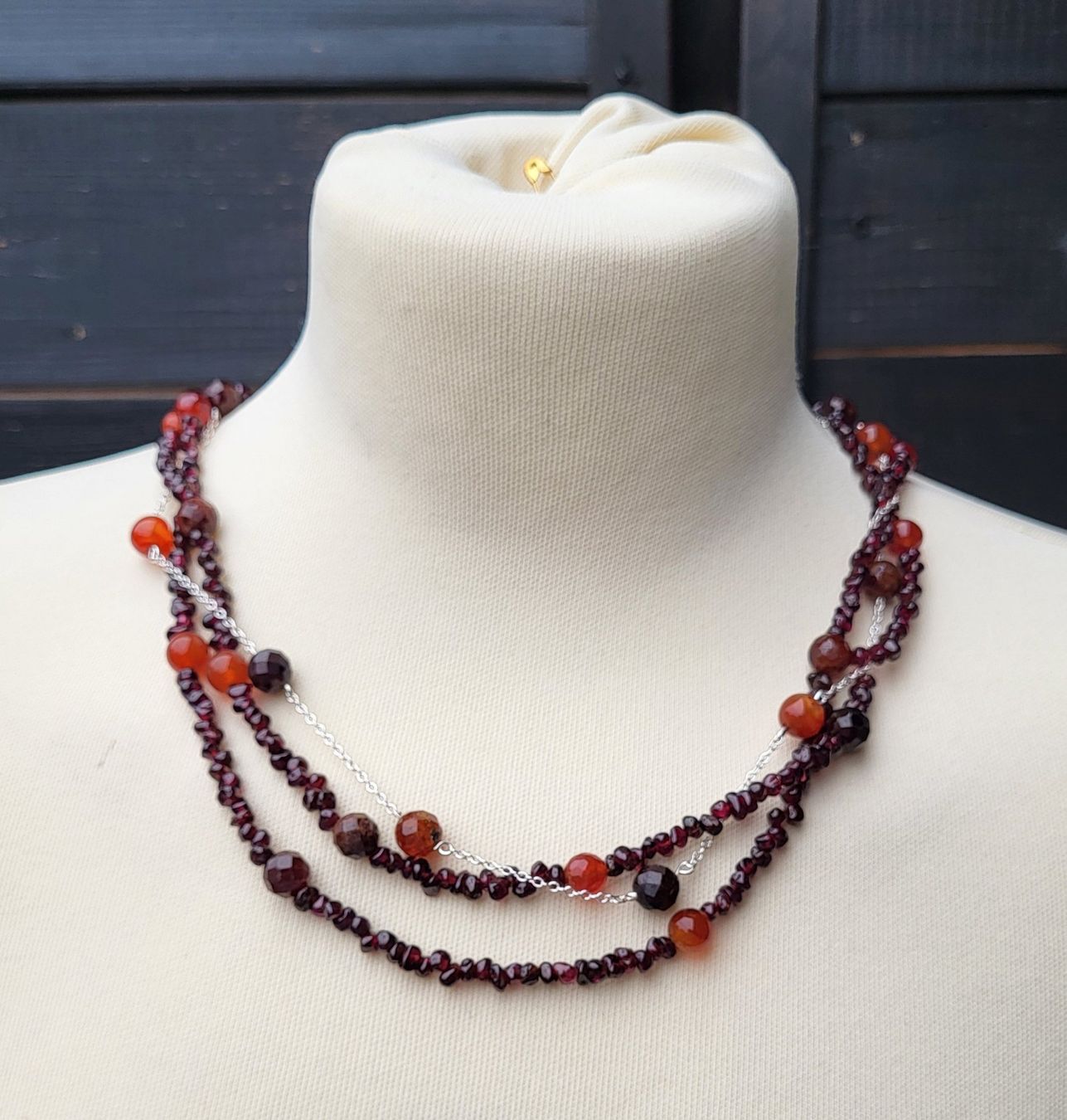 Catenine: Collier transformable en grenade – Nuovo e nell'imballaggio originale da Fribourg venduto da VictoriaShop7 7