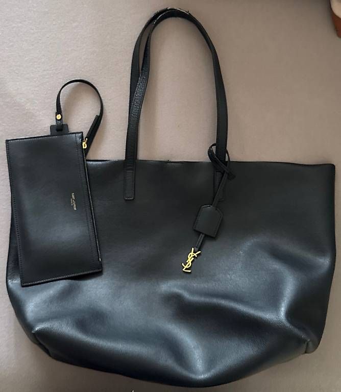 Borse da donna: Saint Laurent Shopper E/W aus Leder – Usato da Menzingen venduto da ath_2byd