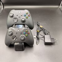 2× Xbox Controller mit Ladestation