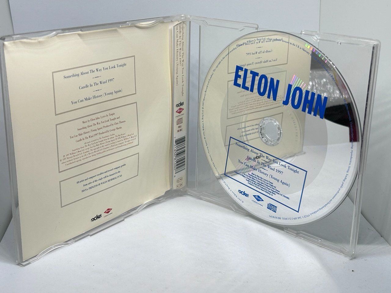 CDs: Elton John (1997) – D'occasion à Giubiasco par LorisVale 1