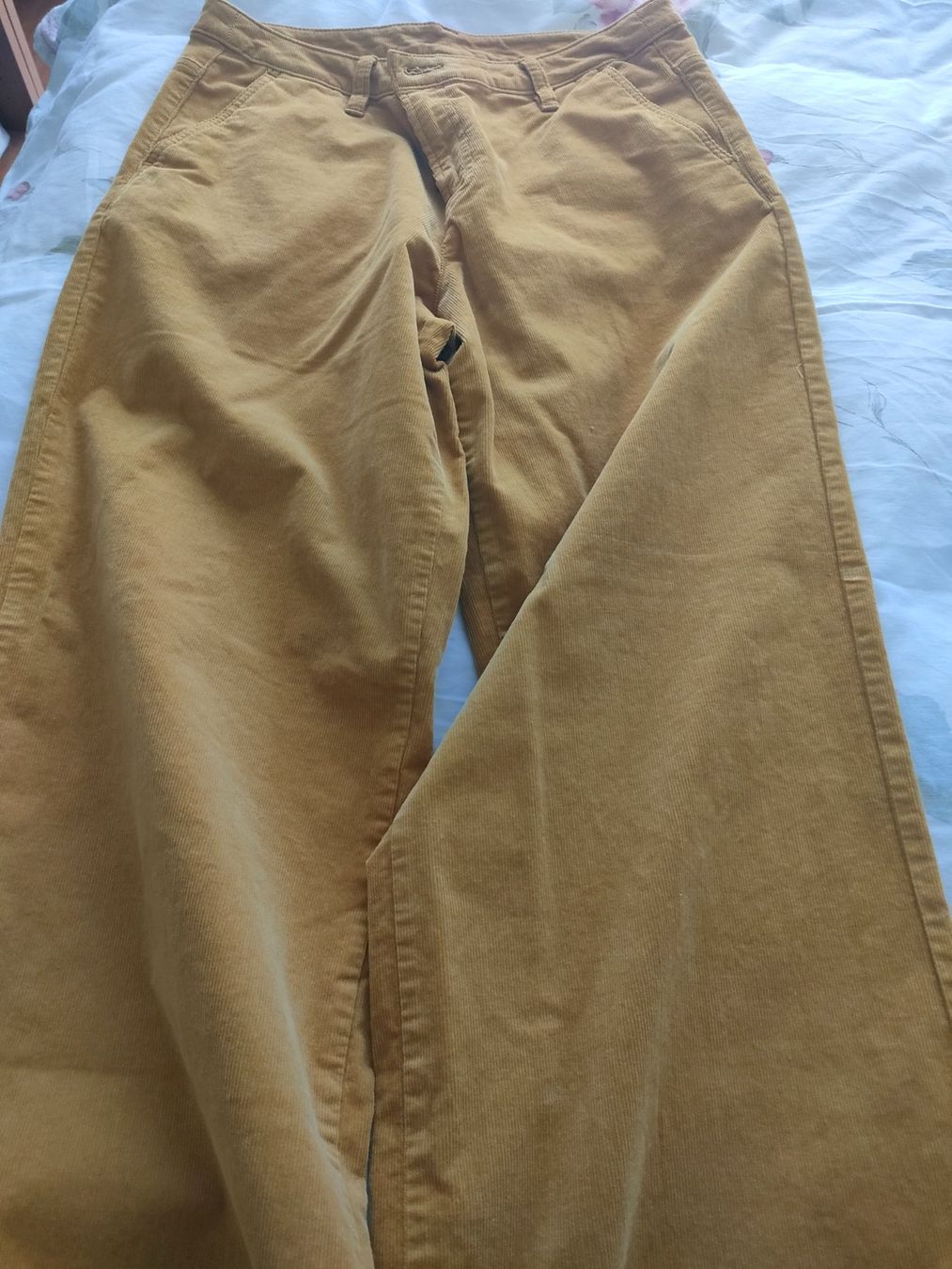 Pantaloni: Cord Hose Yessica – Usato da Brugg AG venduto da Mashaba 3