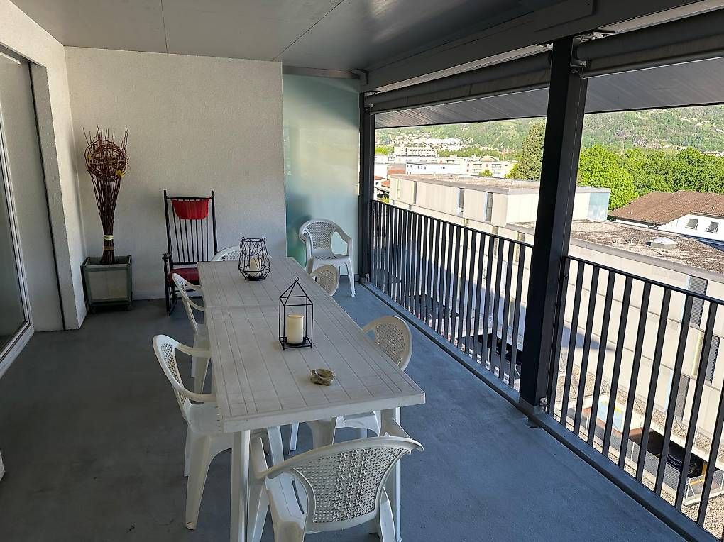 Sedie: 2 Joinable Outdoor Tables + 8 Plastic Chairs – Usato da Melide venduto da cla_g5fs 3