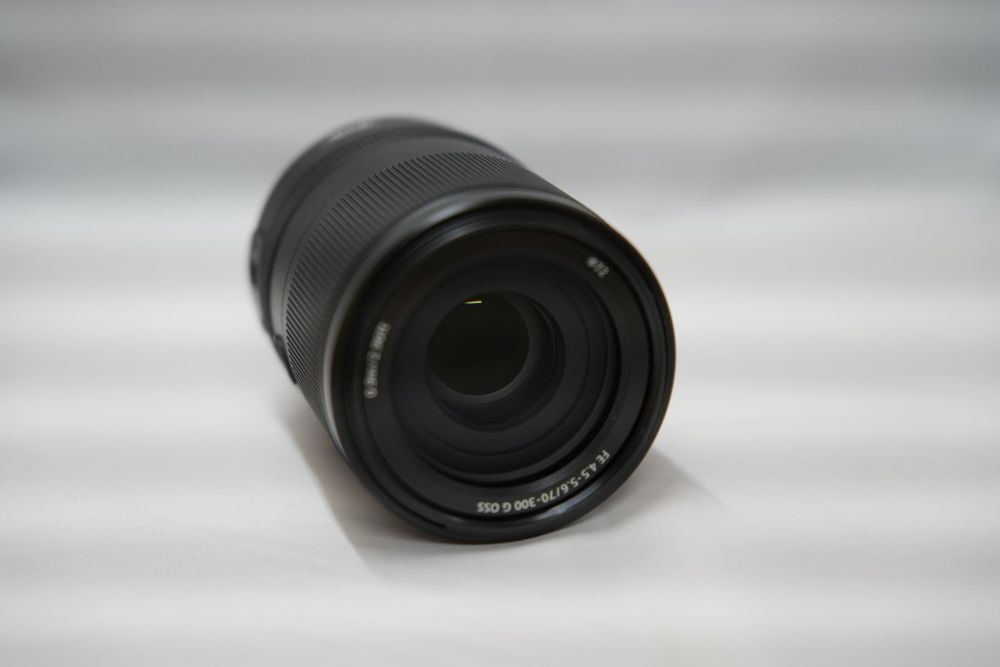 Sony FE70-300/4.5-5.6 G OSS - レンズ(ズーム)