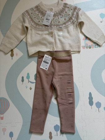 Lot de vêtements Gillet jacquard et legging doublé 97cm neuf