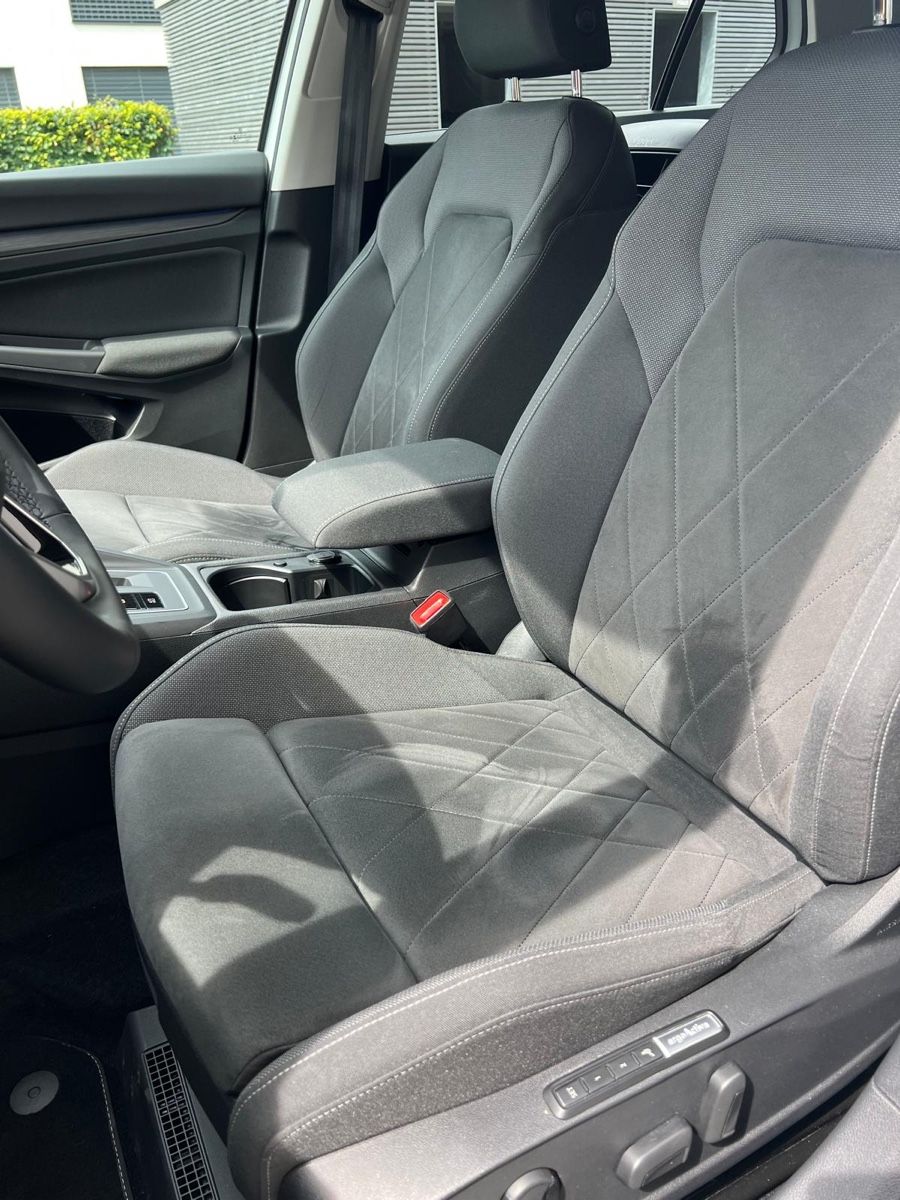 VW Automobili: Golf 1.5 eTSI mHEV ACT Style DSG – Nuovo (secondo la descrizione) da Wald ZH venduto da Positano99 3