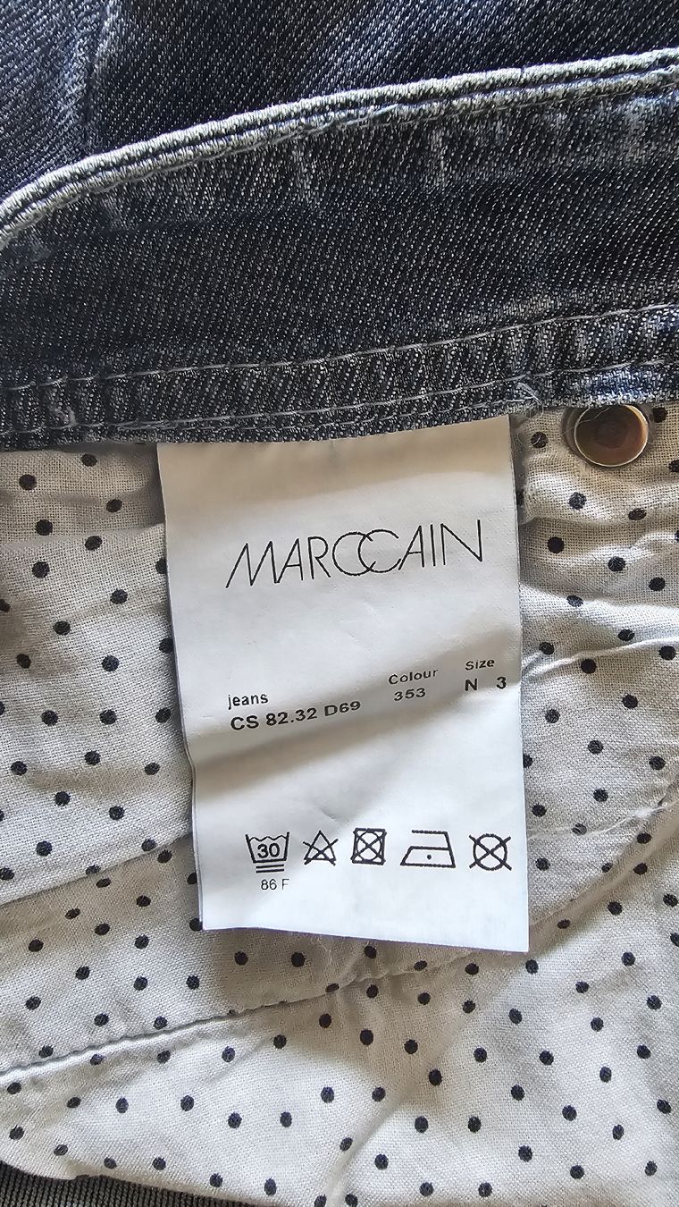 Marc Cain Jeans: MARCCAIN Jeans Damengrösse N3 /M dunkelblau – Usato da Aarau venduto da Mery6 4