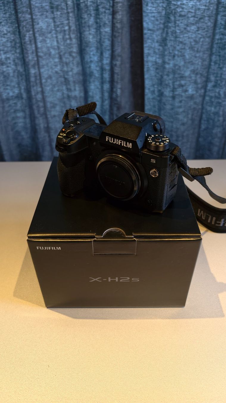 Fujifilm Fotocamera: Fujifilm X-H2S – Usato da Waldkirch venduto da waeger.markus