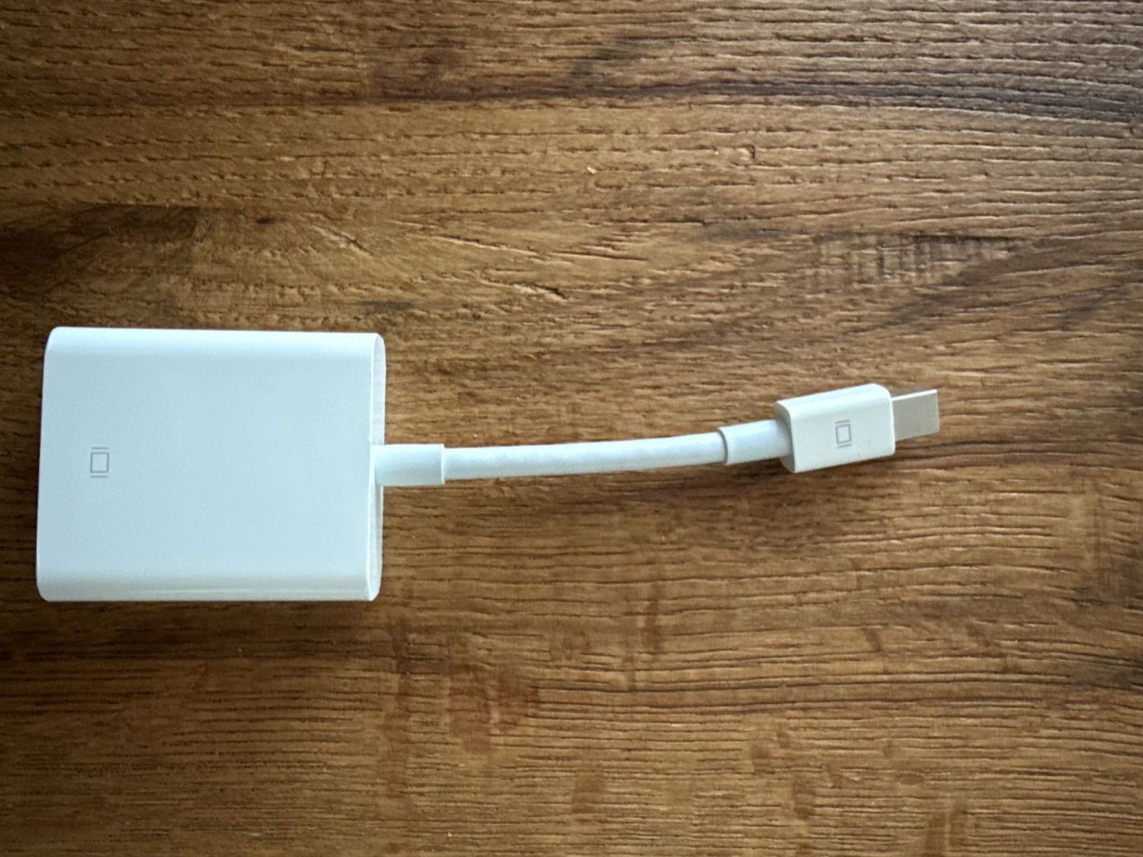 Apple Unità & Adattatore: Original Apple Mini DisplayPort-auf-VGA-Adapter, benutzt. – Usato da Zürich venduto da Gekuu