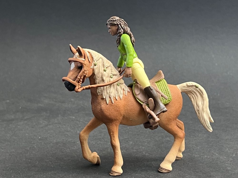 Schleich Sarah Mystery Reiterin Pferd Kaufen Auf Ricardo