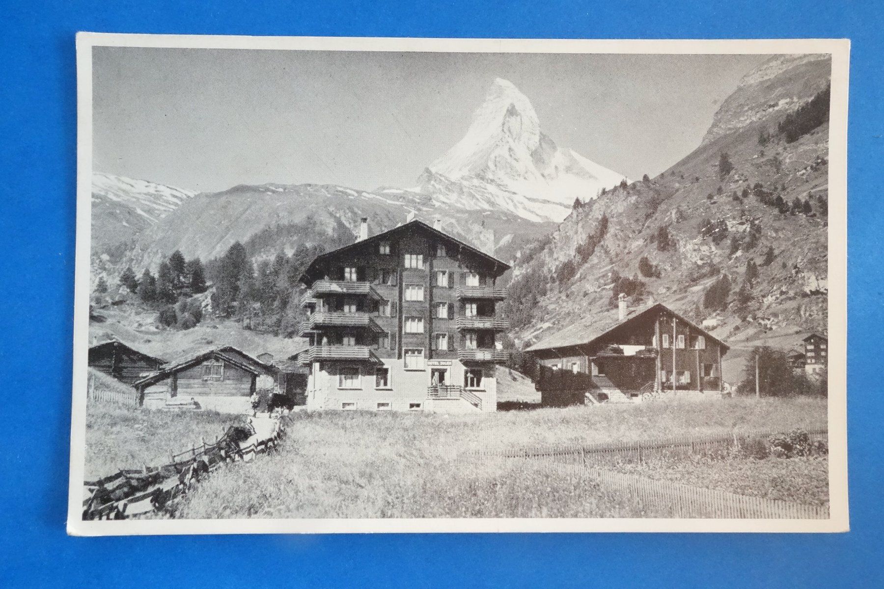 Cartoline postali: ZERMATT - Hotel Julen - ca. 1950 – Usato da Ibach venduto da Ibanto