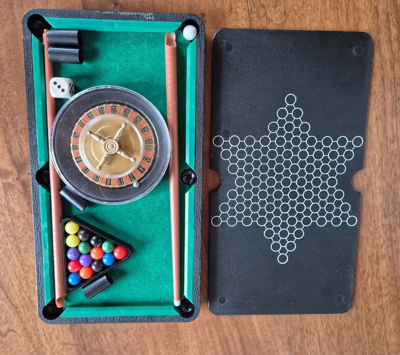 Jeux: Vintage Reisespiele Sammlung, Schach, Backgammon, etc. – D'occasion à St. Gallen par limonaden 2