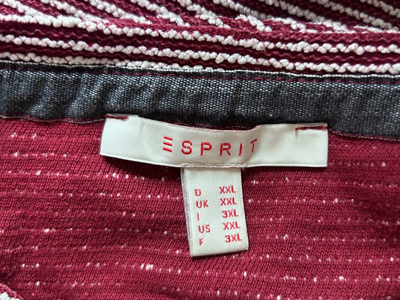 Esprit Pulls & Sweat-shirts: Esprit Pullover – D'occasion à St. Gallen par look-twice 3