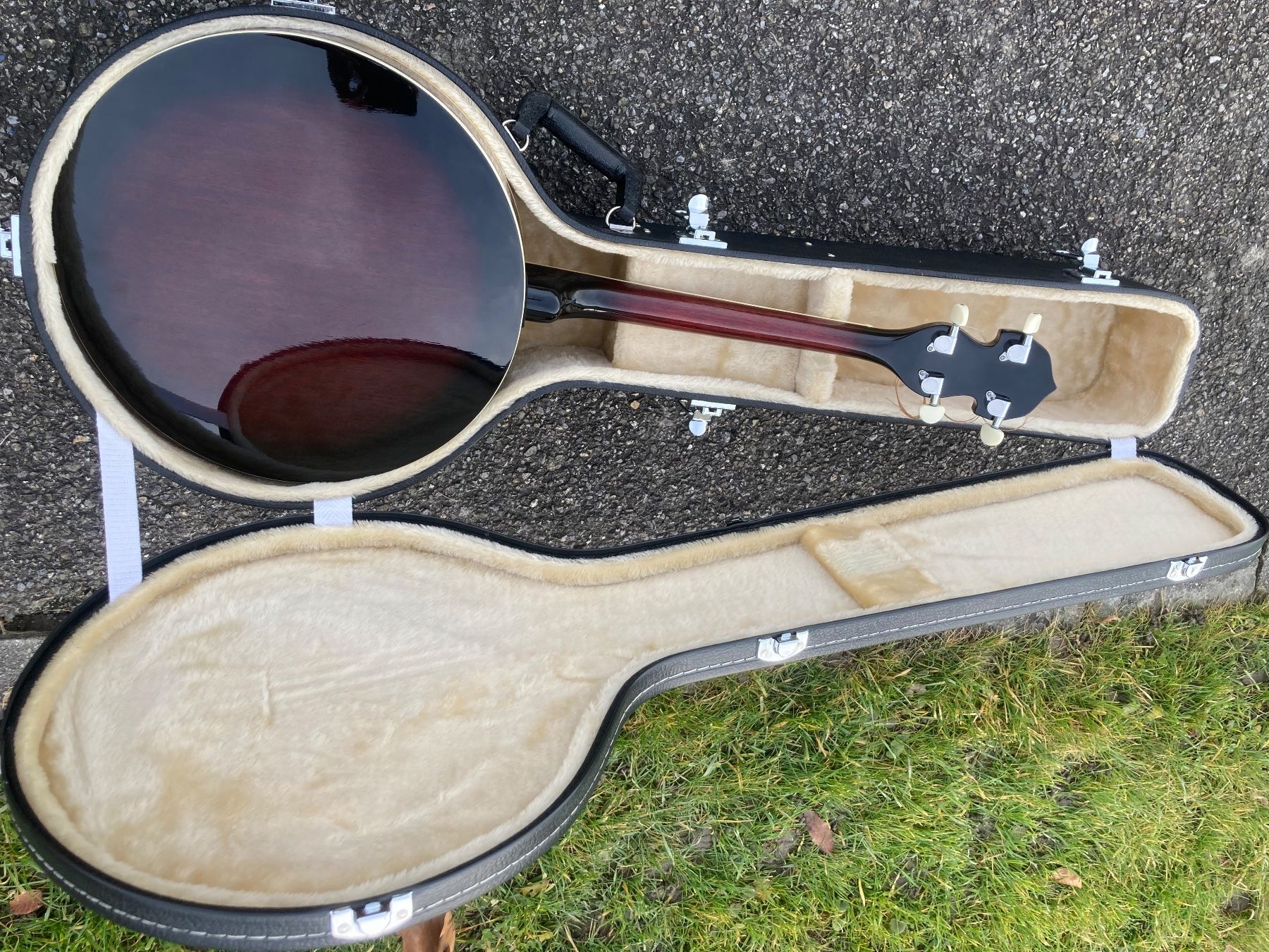 Musikinstrumente: Tenorbanjo Barnes & Mullins – Gebraucht aus Düdingen von Kalalua