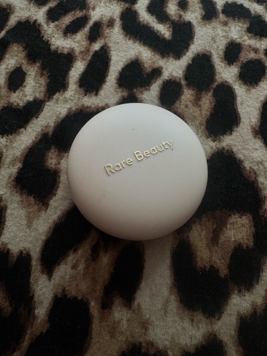Make-up: Rare Beauty Blush – Usato da Zürich venduto da MHW23 2