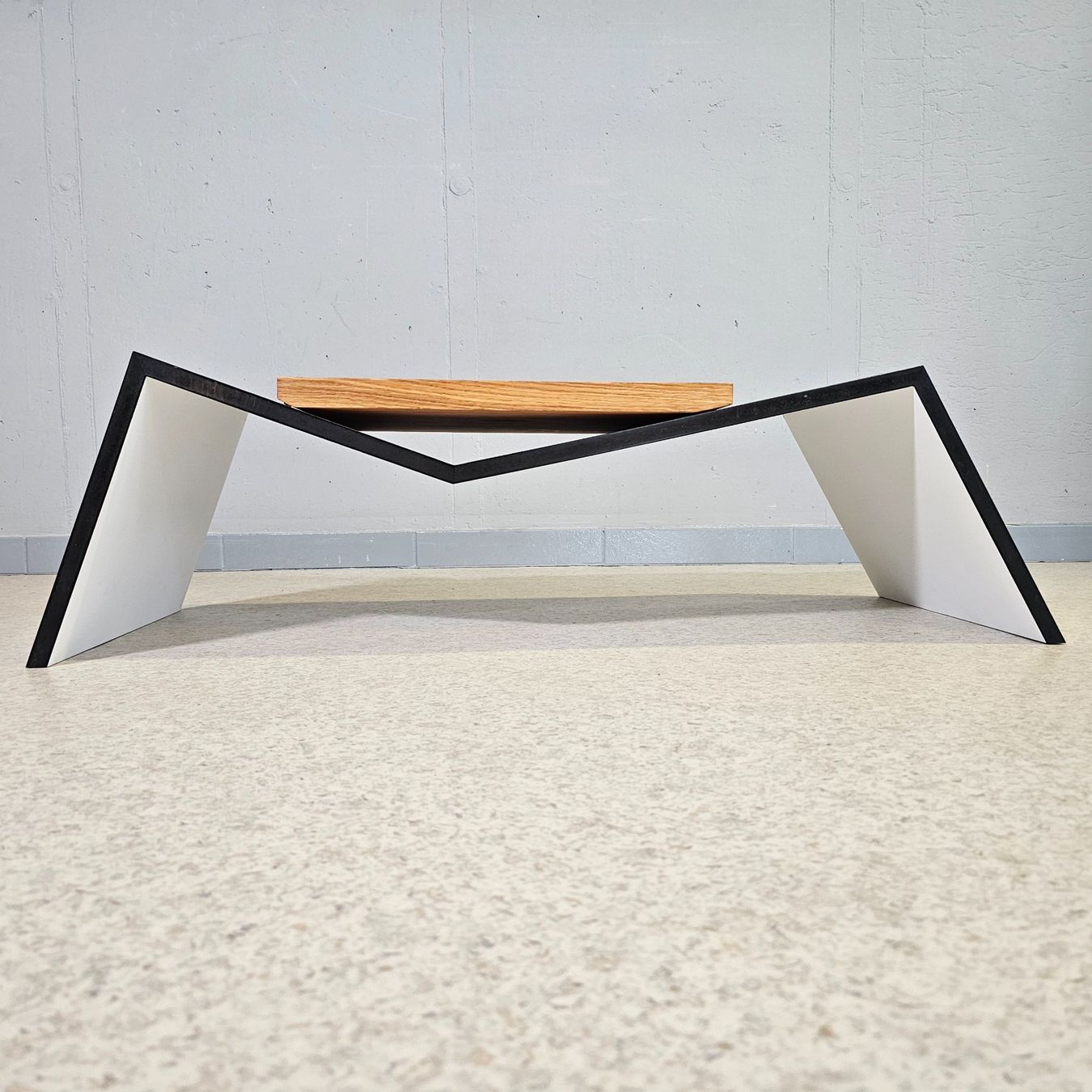 Tavoli: NK Design Couchtisch Coffee-Table Holzfalttechnik Tisch – Usato da Nottwil venduto da Wondewa-Shop 7