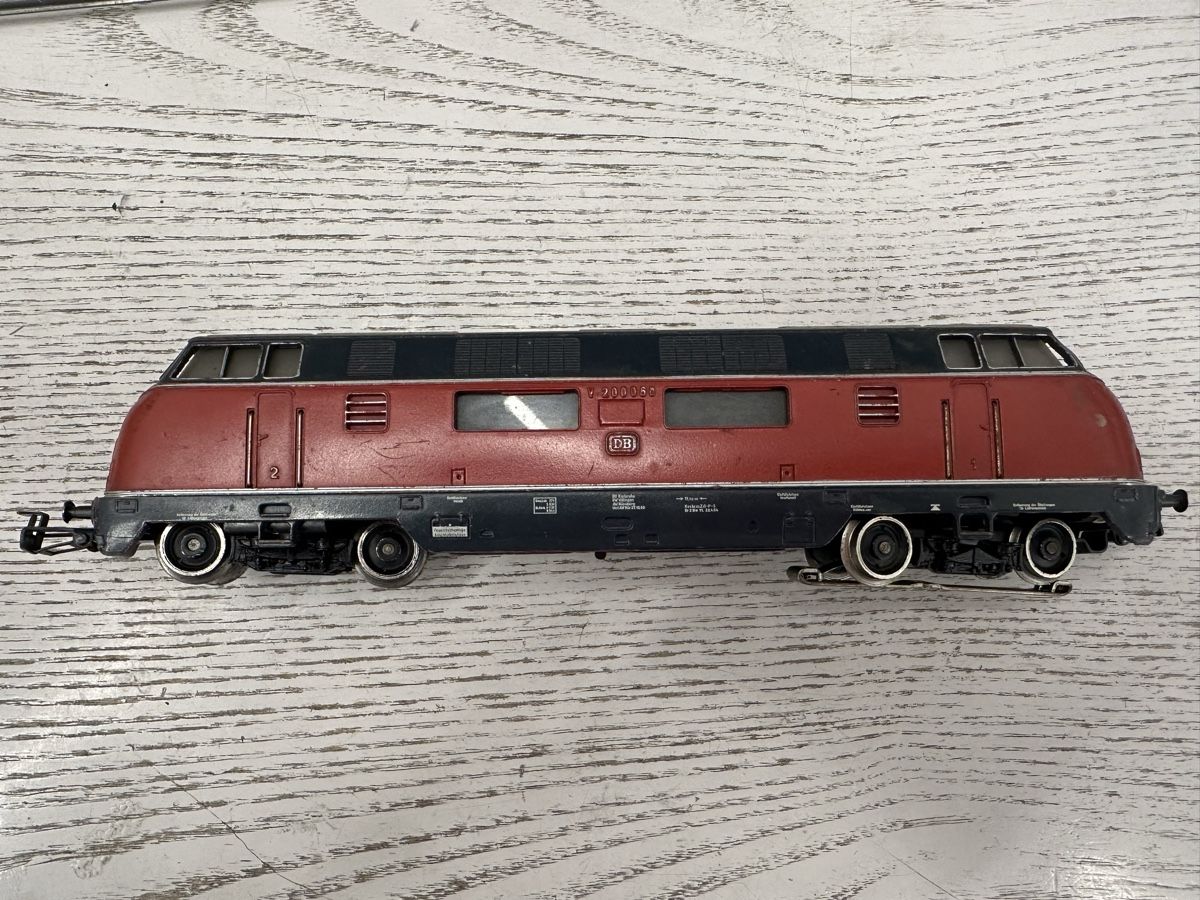Märklin Modellini di ferrovie: Märklin 3021 DB BR V200 – Usato da Lupsingen venduto da New-Haven 2