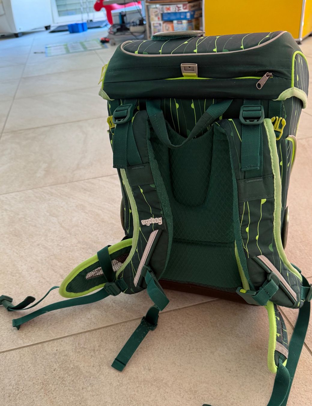 Ergobag Sacs & sacs à dos: Ergobag Cubo Light – D'occasion à Oberwil-Lieli par M.Hel 1