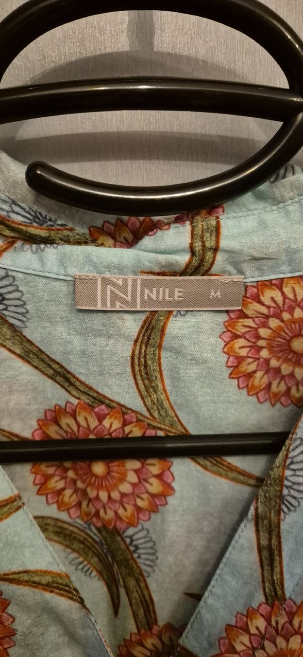 Nile Tuniche: Original NILE Bluse, Gr. M, mit Blumenmuster! – Nuovo (secondo la descrizione) da Rorbas venduto da Ch620 2