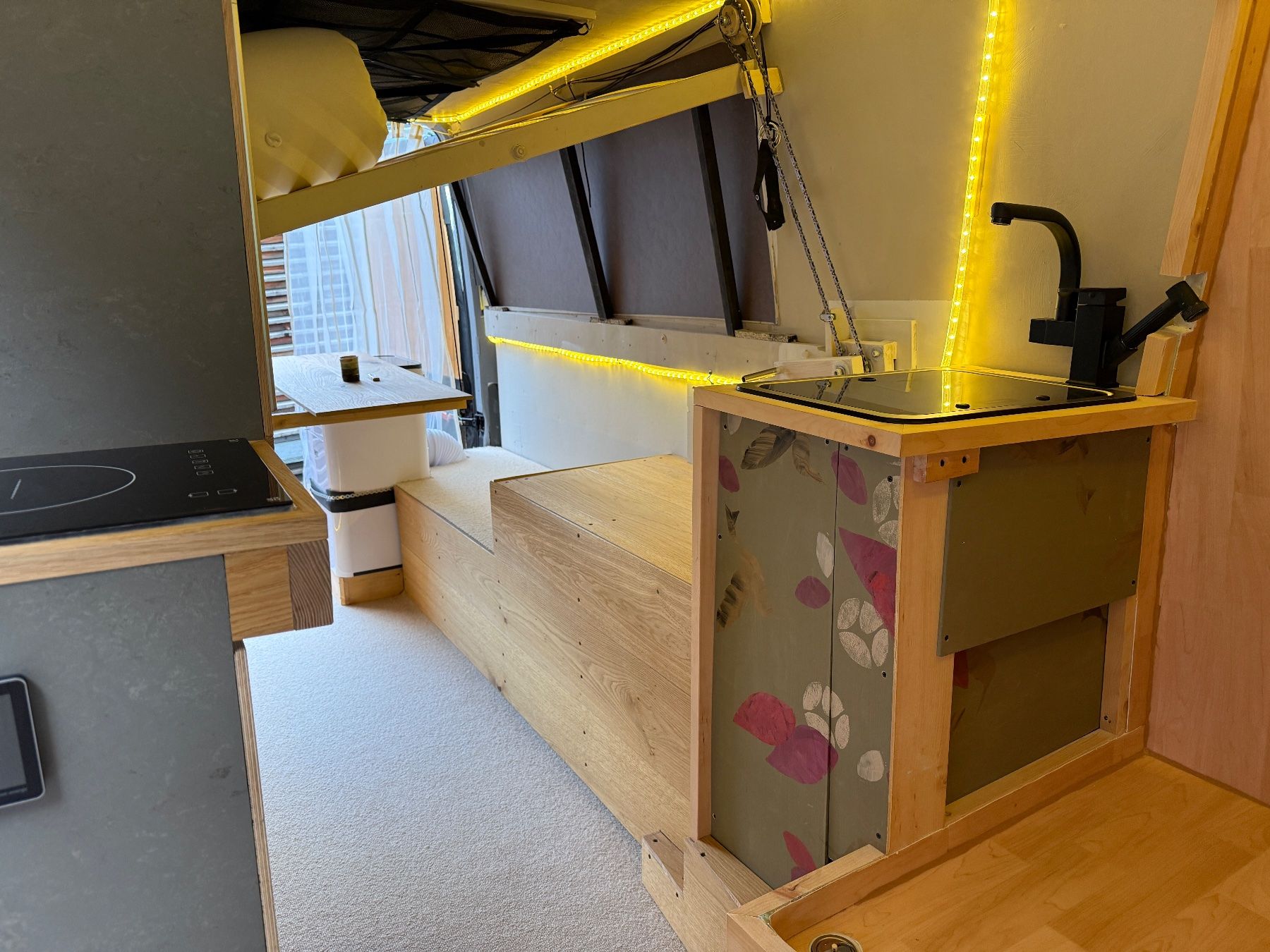 Veicoli da campeggio: Elektro Camper Van Maxus EV80 / 860W PV+ Victron-Komponenten – Usato da Samnaun Compatsch venduto da tschtschnik91