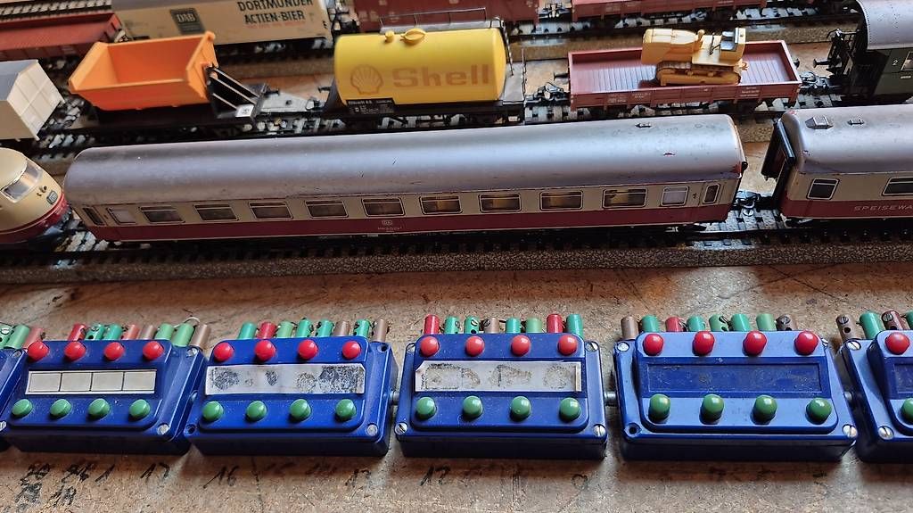 Märklin Modellini di ferrovie: MÄRKLIN TEE Zug – Usato da Fisibach venduto da Lorobin 1