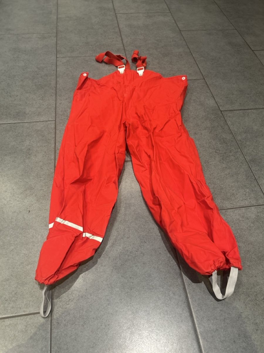 Pantaloni: Rote Matschhose Grösse 122-128 – Usato da Mühledorf SO venduto da Dania77 4